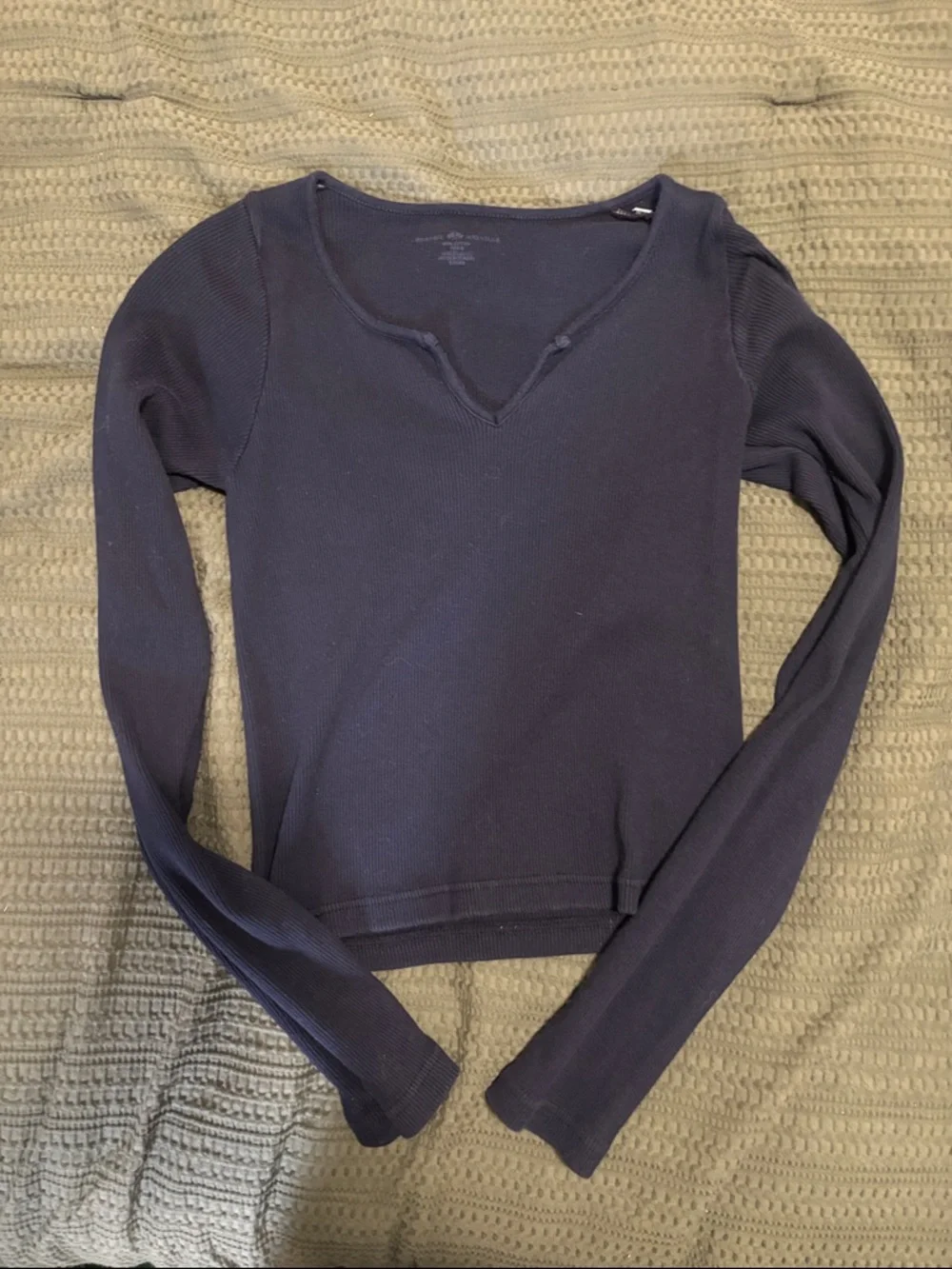 Long Sleeve Notch Neck Ribbed Top - Navy - Picture 1 of 2